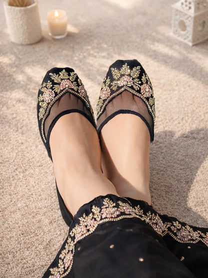 Velvet Bloom Formal Khussa